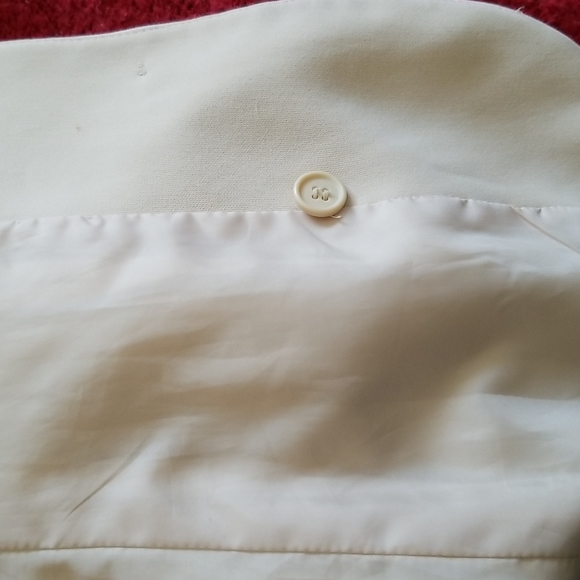 Laura Scott Jacket - Picture 10 of 10